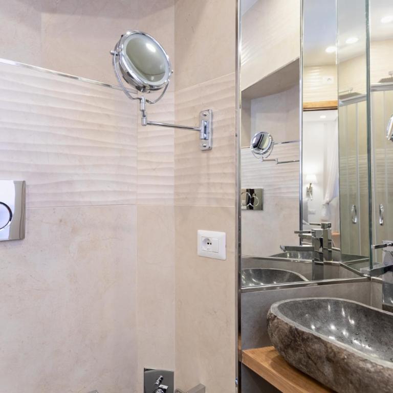 Ciancaleoni Duplex Casa dell'Artista - Monti - Appartamento su 2 Livelli - 34