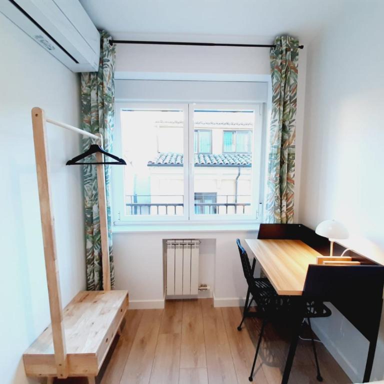 Apartamentos Celestina by gaiarooms - Deluxe Family Suite - 28