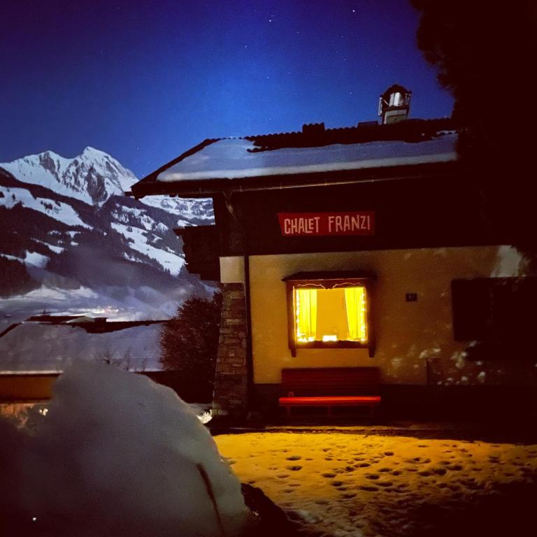 Chalet Franzi - Bergblick, Garten & gleich neben der Piste - Chalet - 14