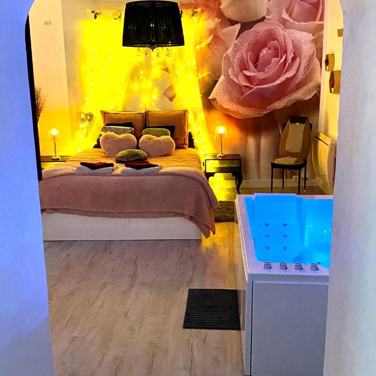 COSY & SPA Appartement Luxe JACUZZI SAUNA Suite Cristal - Suite mit Whirlpool - 13