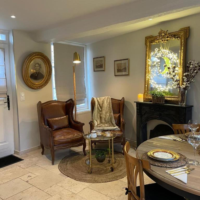 Les Maisons d'Augustine, demeure de charme de la cour Ste Catherine - Maison 4 Chambres - 24