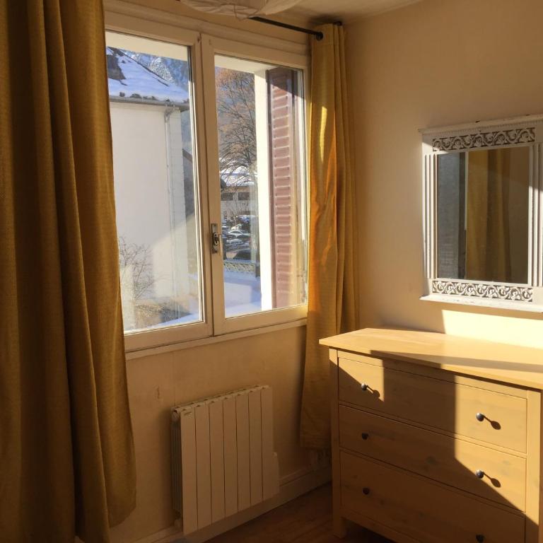 Superbe appartement à Bourg d'Oisans avec terrasse Sud - Appartamento con 2 Camere da Letto - 4