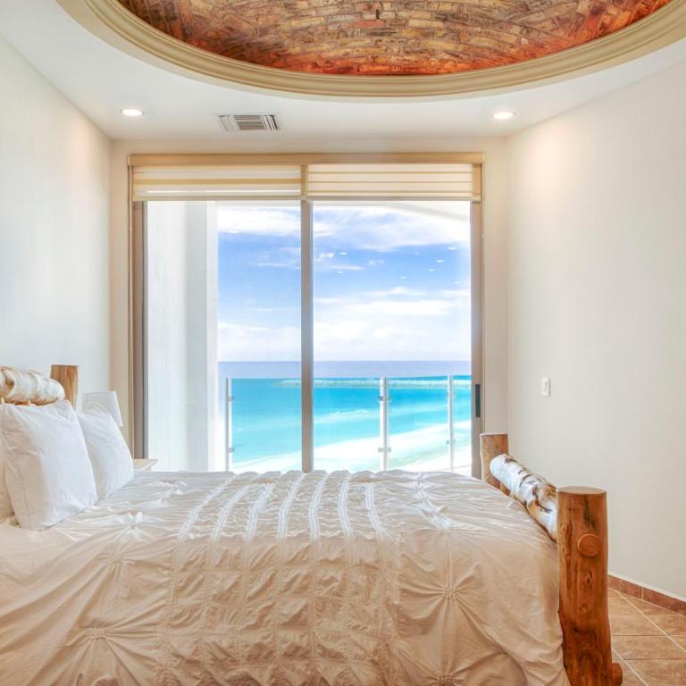 Esmeralda Beach Resort - Studio - 1