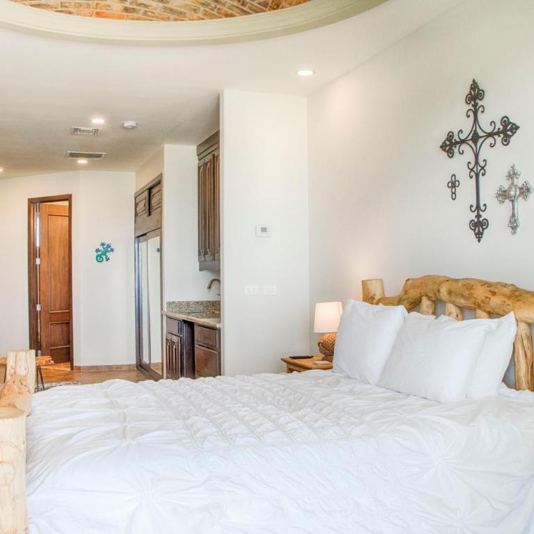 Esmeralda Beach Resort - Studio - 3