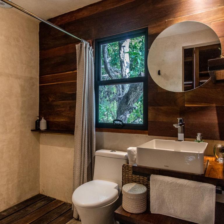 Hotel Makaabá Eco-Boutique - Queen Room with Pool View (Tiny House Concept) - 4