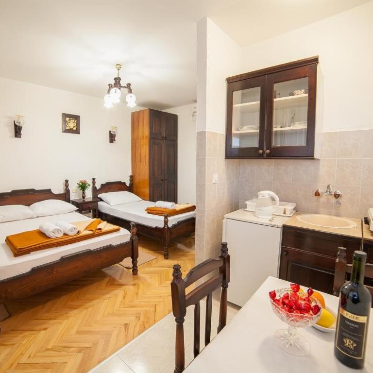 Guest House 4M - Studio - 10