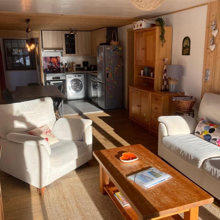 Chalet Cyclamens, 65m2 plein centre - Jardin, WIFI & parking! - Apartment - 4
