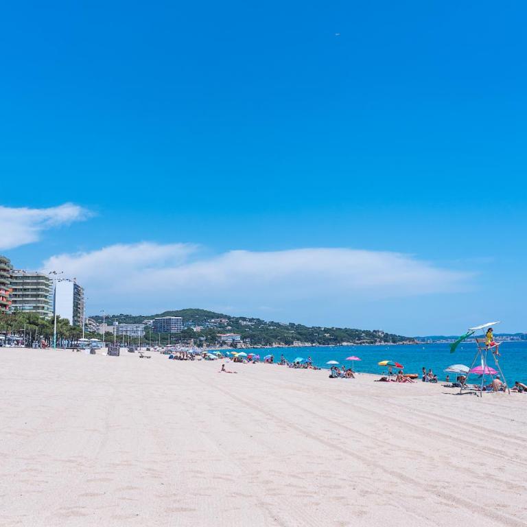 Hauzify I Apartaments SuperBeach - Apartamento de 3 dormitorios - 15