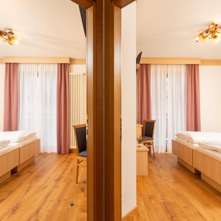 Hotel Pareda - Camera Familiare con Balcone - 1