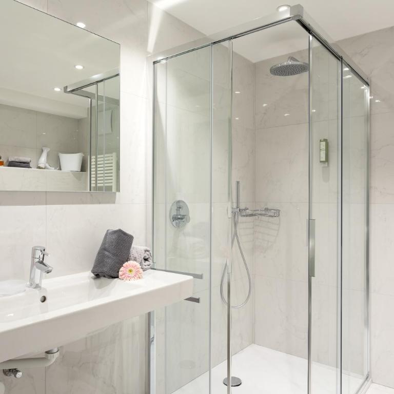 Hotel Pareda - Camera Quadrupla Luxury - 7