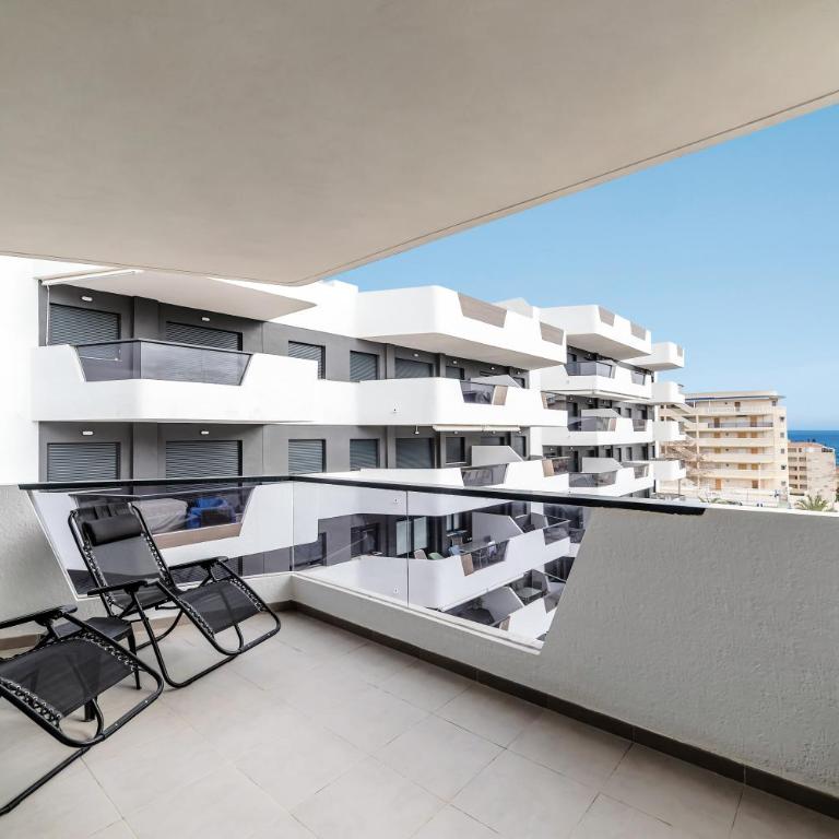 Arenales Playa 9 by Mar Holidays - Apartment with Balcony - 11