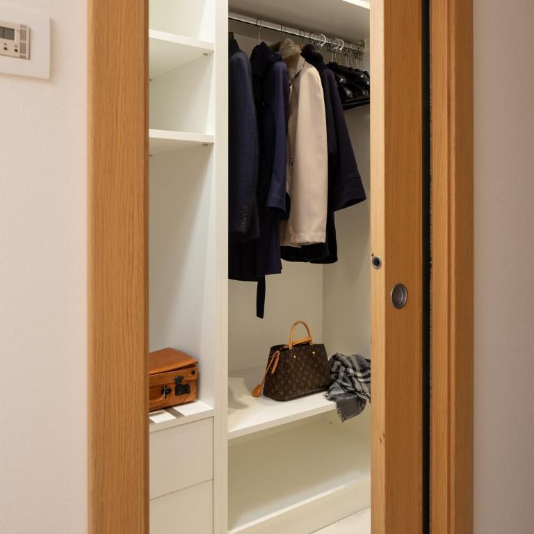 Hotel Pareda - Suite King con Balcone - 8