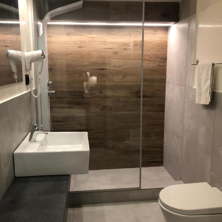 Ottomood House Catania - Quadruple Room - 6