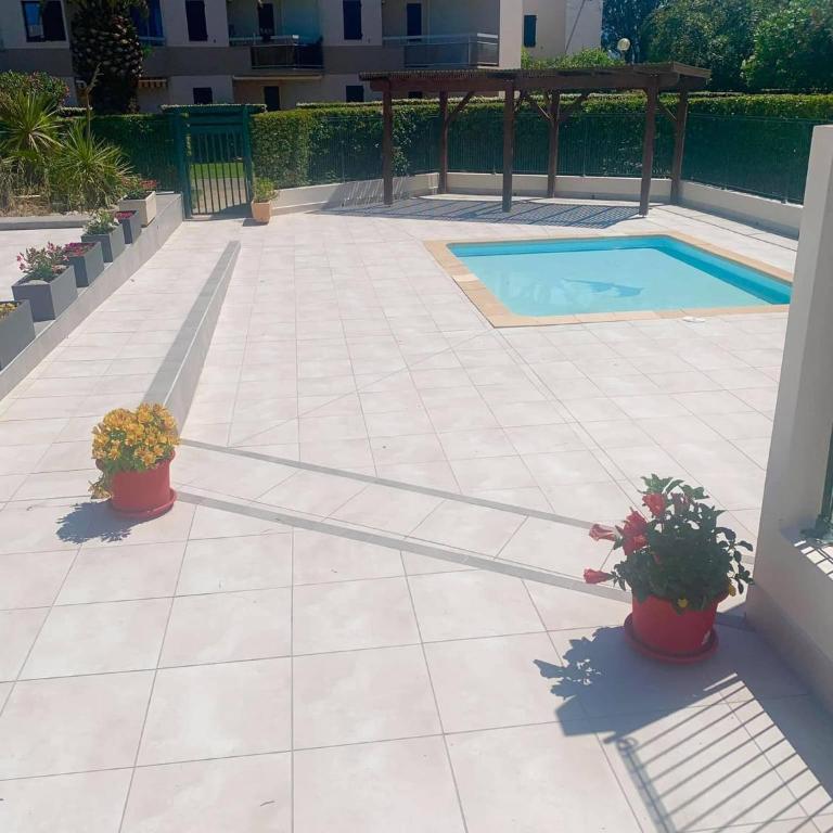 Résidence Les Capitelles à Saint Cyprien avec accès direct plage- Balcon donnant Splendide vue Mer et Piscine - Apartment mit 2 Schlafzimmern - 12