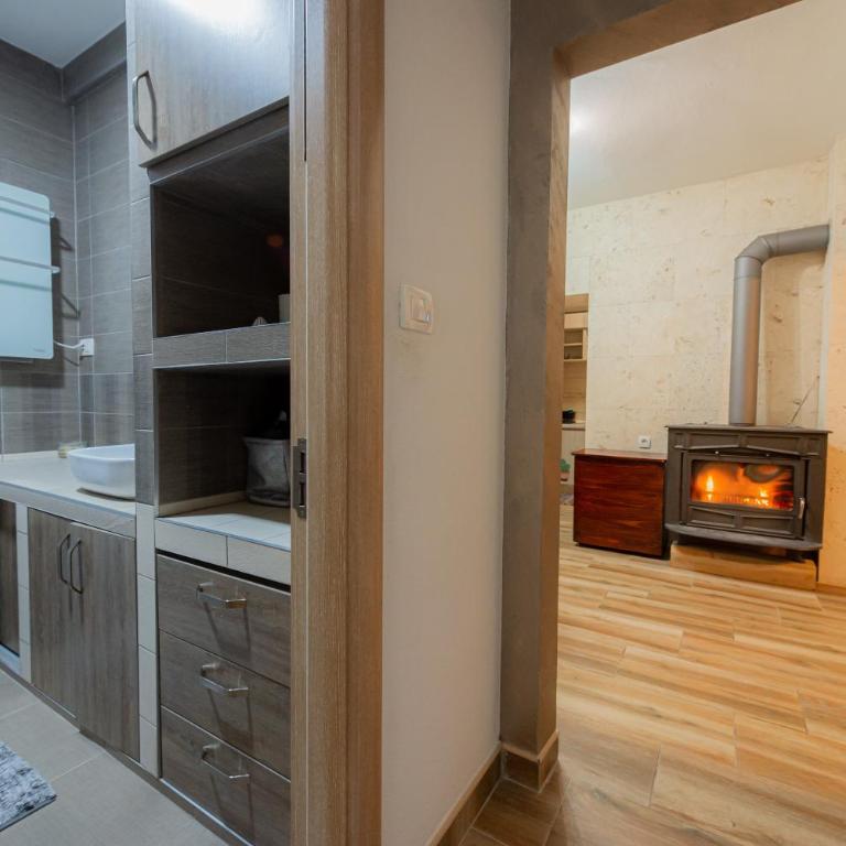 Sea Front 171 - Three-Bedroom Apartment - 18