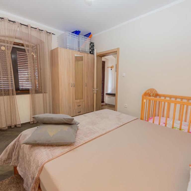 Sea Front 171 - Three-Bedroom Apartment - 21