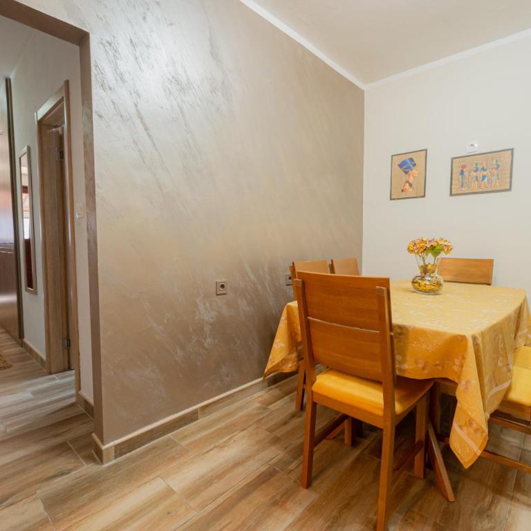 Sea Front 171 - Three-Bedroom Apartment - 23