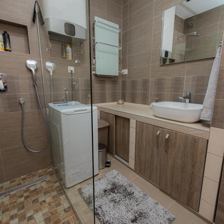Sea Front 171 - Three-Bedroom Apartment - 38