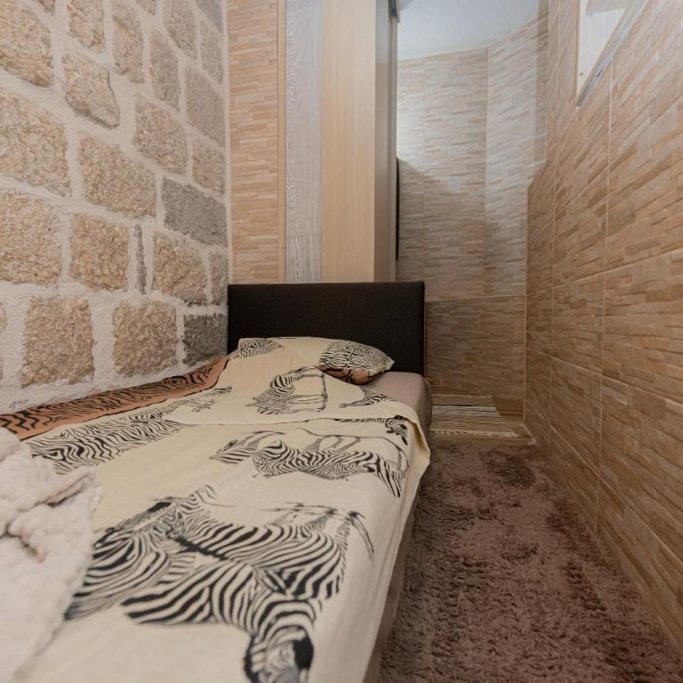 Sea Front 171 - Three-Bedroom Apartment - 40