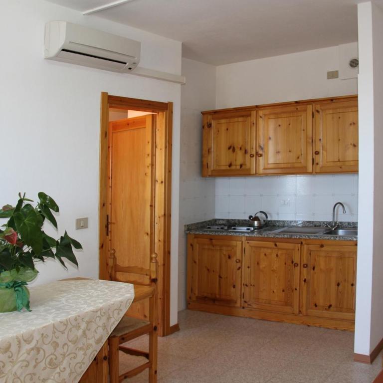 Gardenia Casa Vacanze - Appartamento con 2 Camere da Letto e Vista Mare - 1
