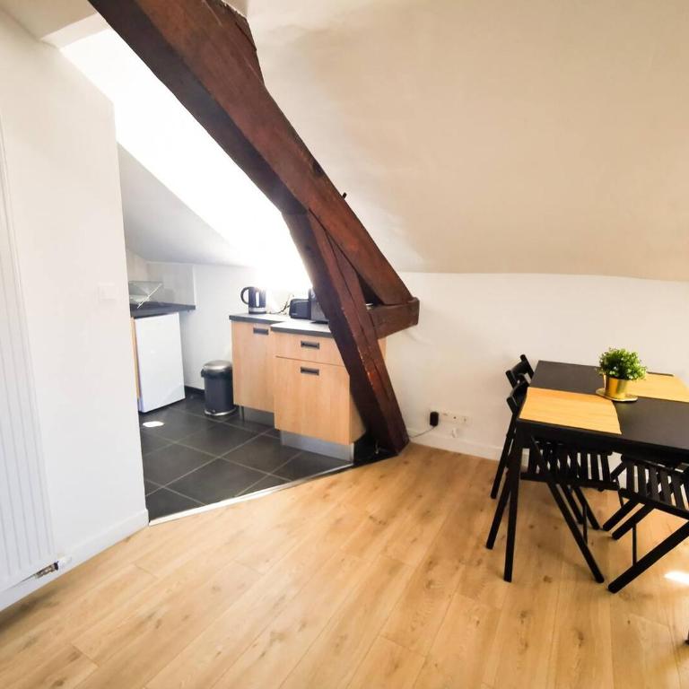 Appartement Cosy en Hypercentre - Le Petit Jules - Apartment mit 1 Schlafzimmer - 9