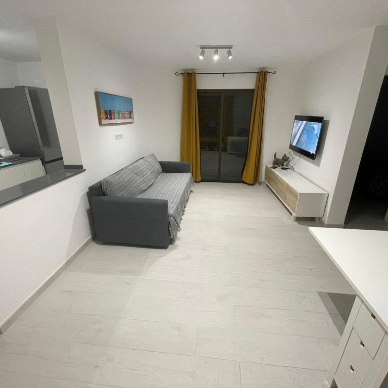 Teresita Deluxe with pool - Two-Bedroom Apartment - 36