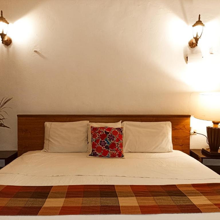 Casa De Los Pájaros - B&B - Habitación con cama grande - 1