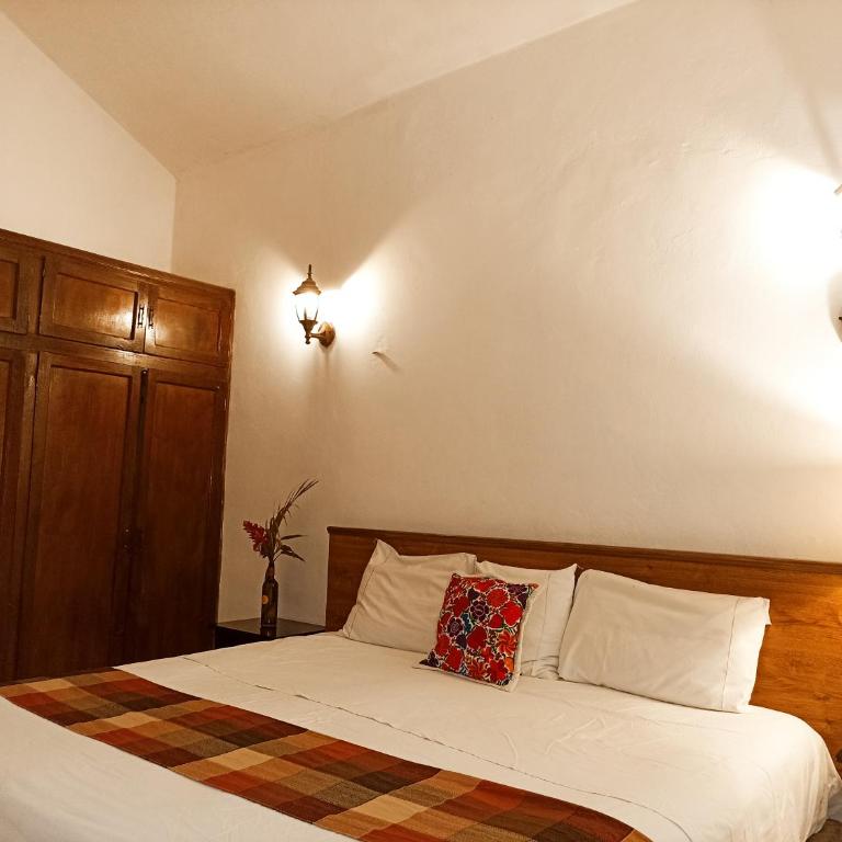 Casa De Los Pájaros - B&B - Habitación con cama grande - 5