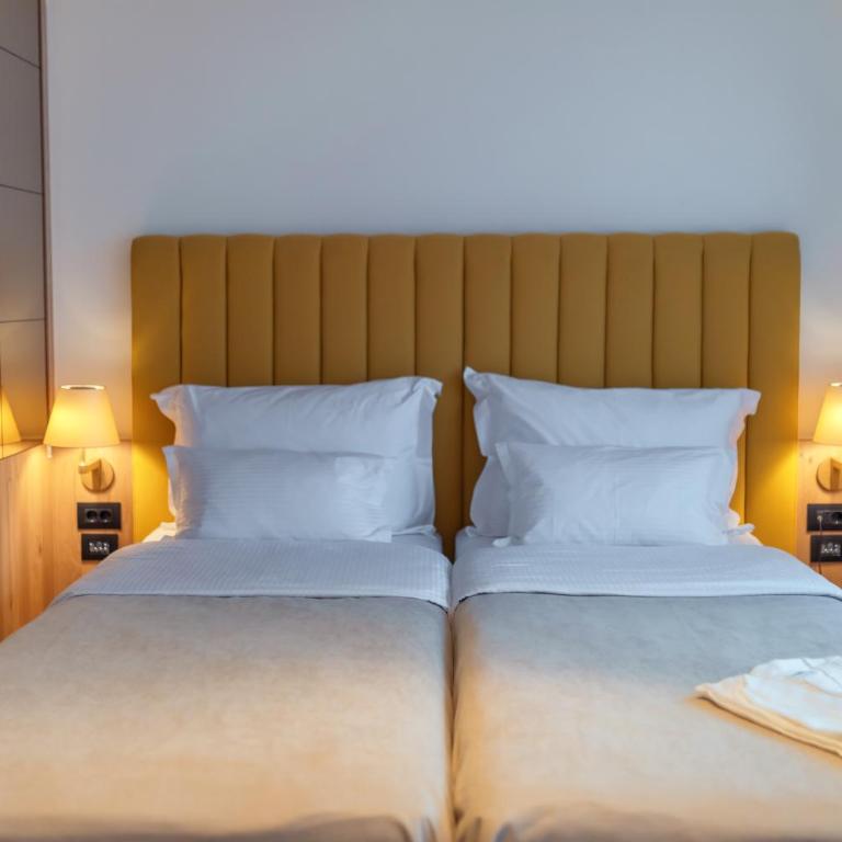 HOTEL AGAPE - Double or Twin Room with City View - 23