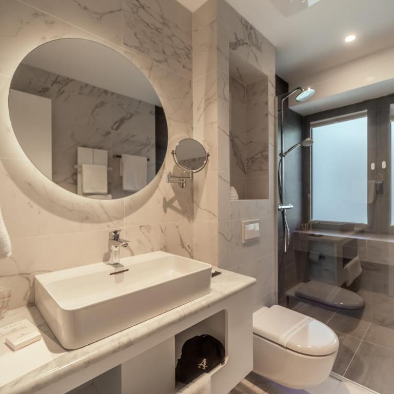 HOTEL AGAPE - Double or Twin Room with City View - 10