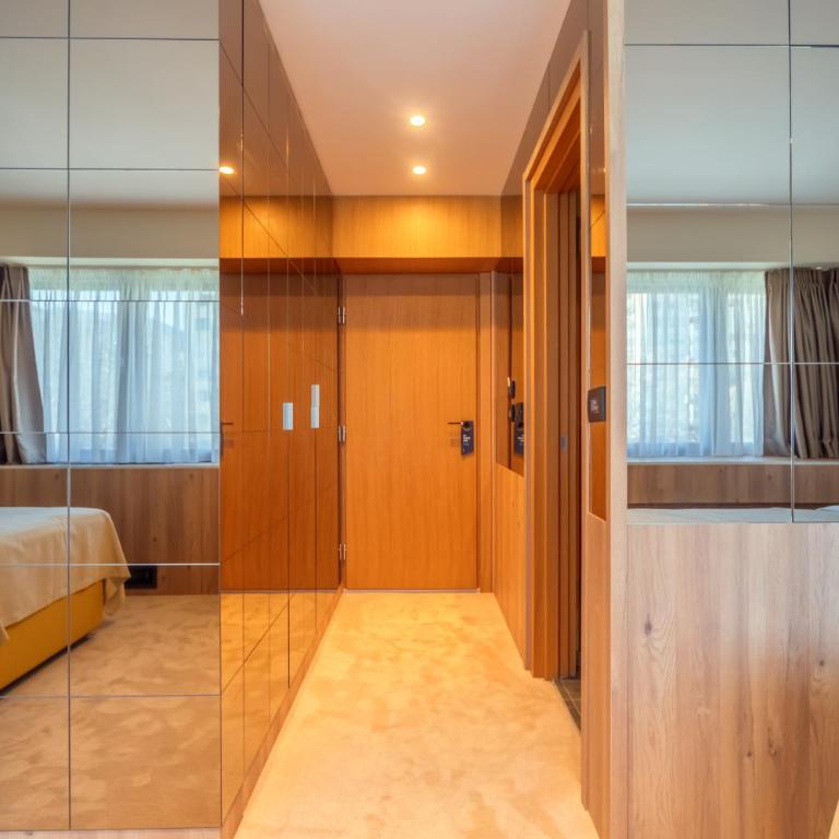HOTEL AGAPE - Triple Room with City View - 20