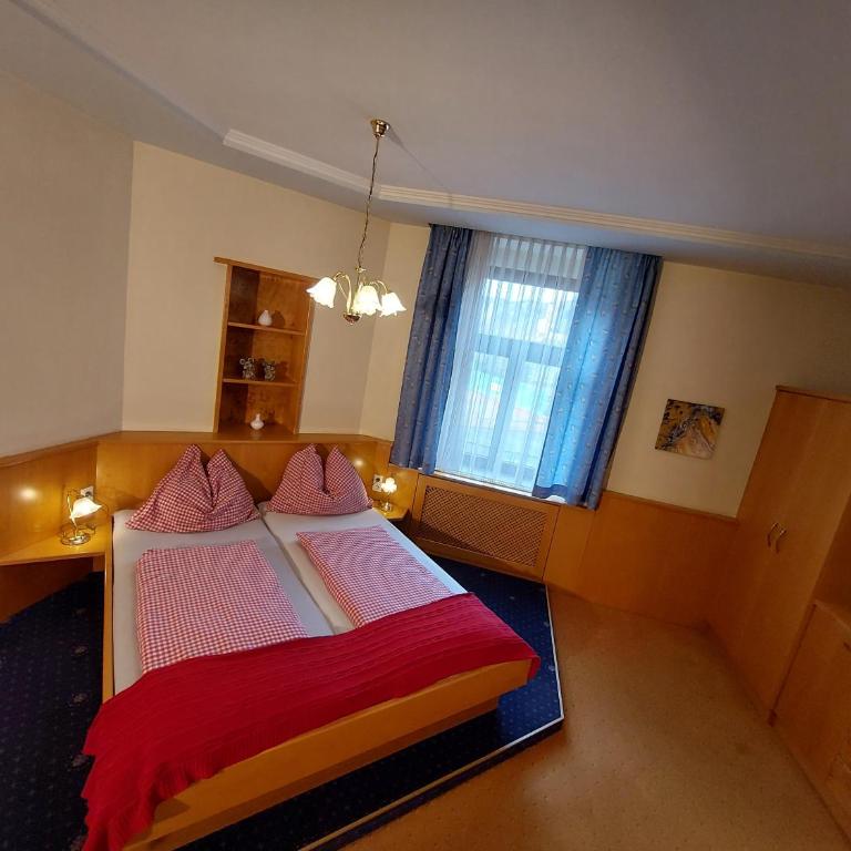3 Raben - Leoben - Zimmer für Geschäftsreisende, Urlauber, Monteure und Handwerker, Polski Pensjonat Austria - Camera Matrimoniale - 1