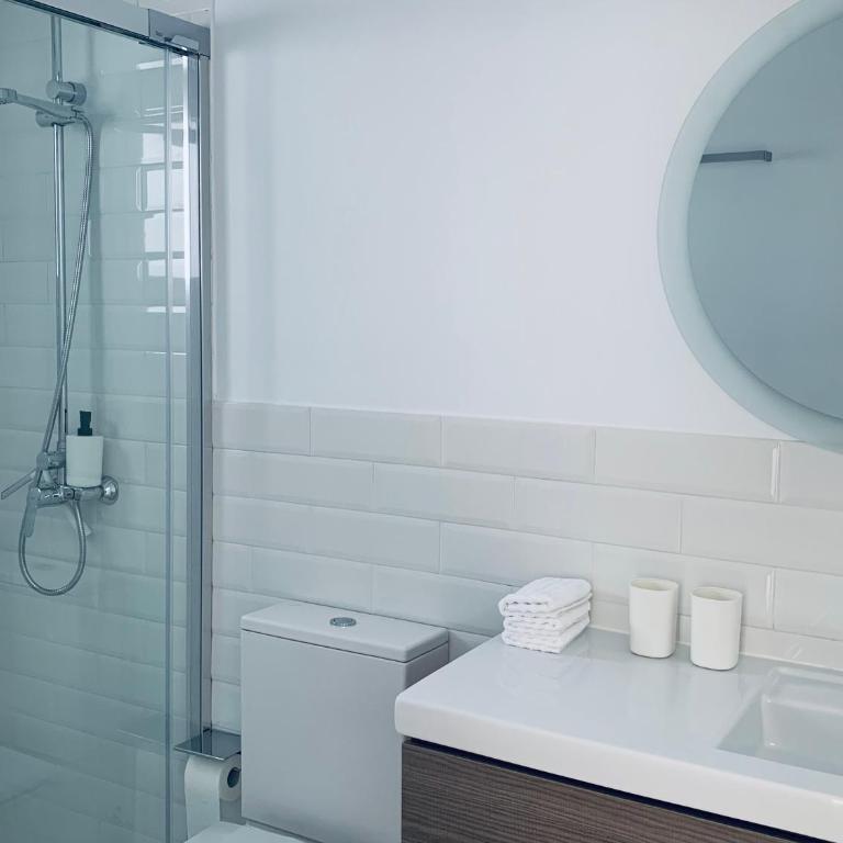 Trendy Casa Linea - Two-Bedroom House - 67