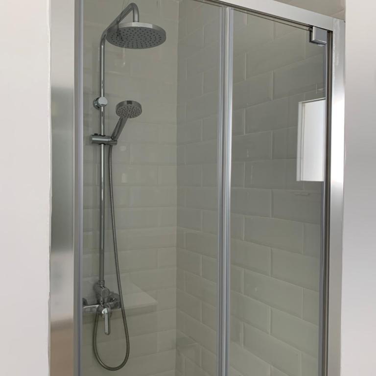 Trendy Casa Linea - Two-Bedroom House - 75