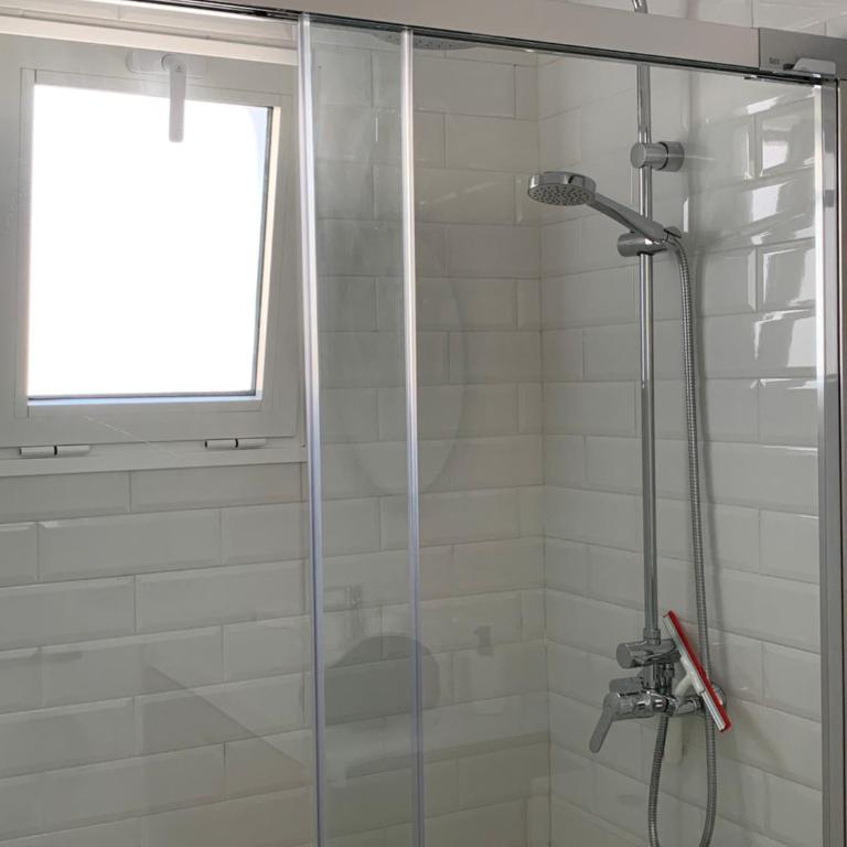 Trendy Casa Linea - Two-Bedroom House - 74