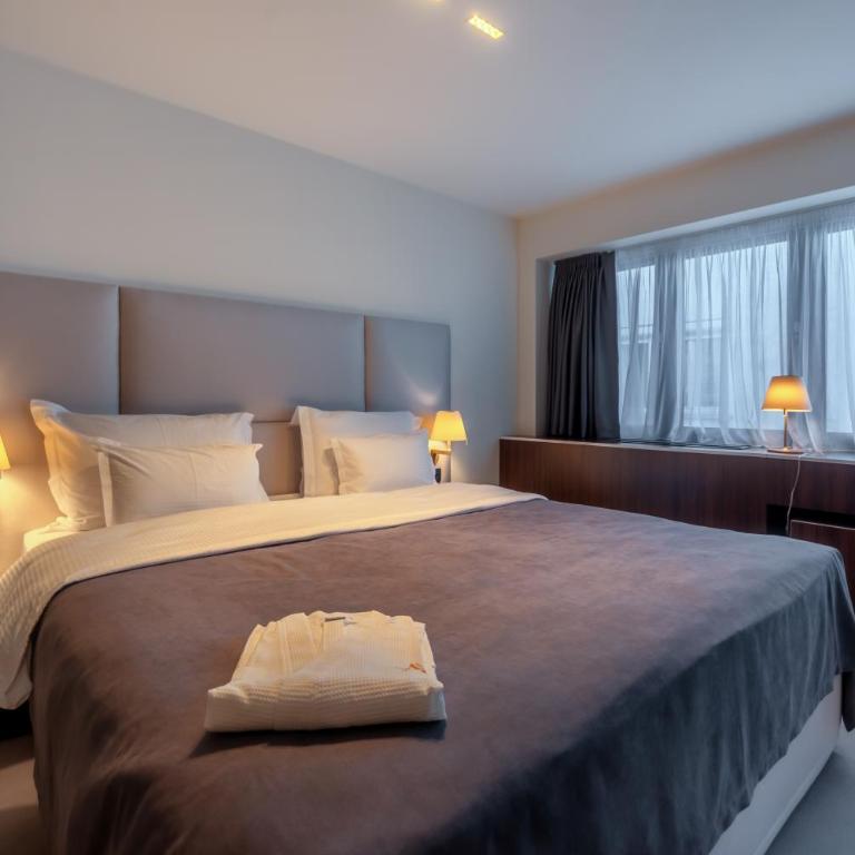 HOTEL AGAPE - Suite with City View - 12