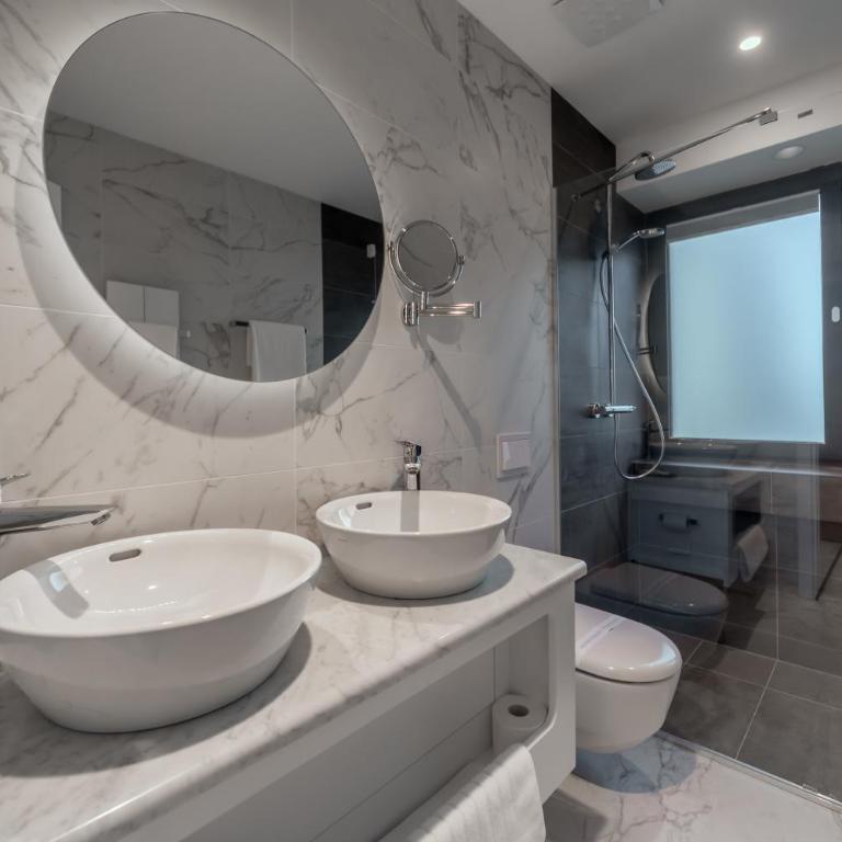 HOTEL AGAPE - Suite with City View - 9
