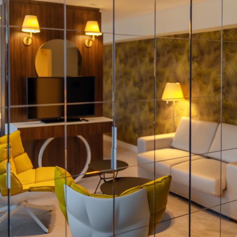 HOTEL AGAPE - Suite with City View - 16