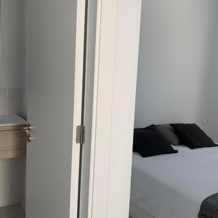 Trendy Casa Linea - Two-Bedroom House - 100