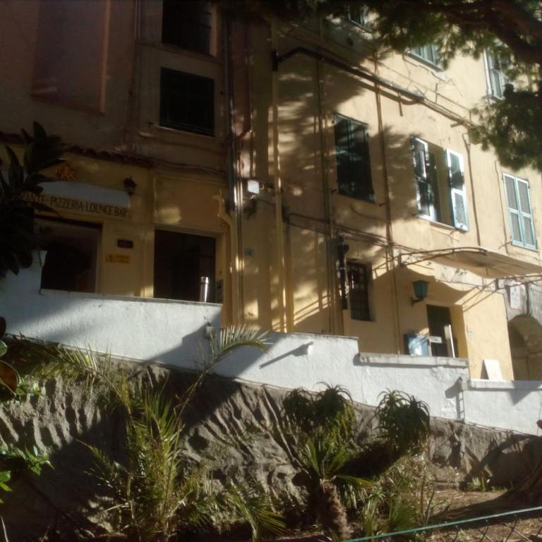 Casa via Montà in centro - Appartamento - 21