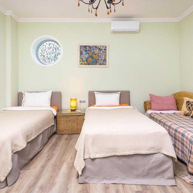 Villa Aurora - Three-Bedroom Apartment - 18