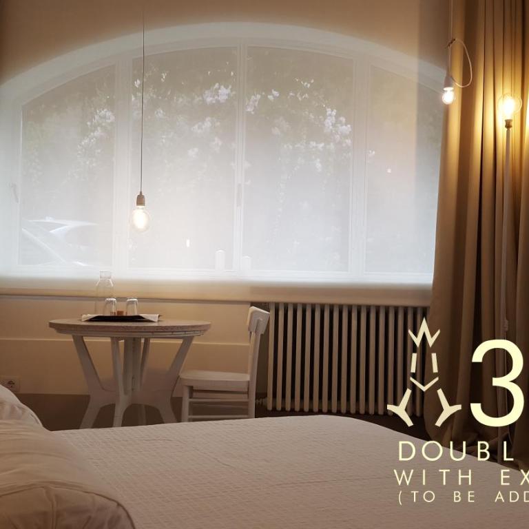 B&B A Piazza del Gesù - Camera Matrimoniale con Letto Supplementare - 4