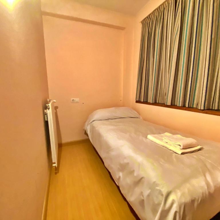 Pleta de Soldeu 11 4,3 - Three-Bedroom Apartment - 3