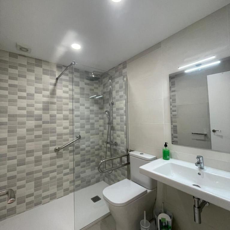 Teresita Deluxe with pool - Two-Bedroom Apartment - 19