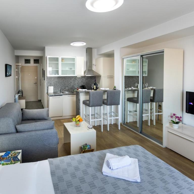 MB Apartment 2 - One-Bedroom Apartment - 5