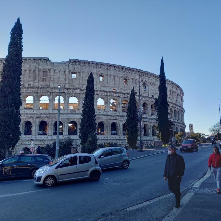 COLOSSEO con il CUORE CLUB - Camera Tripla con Bagno Privato - 9