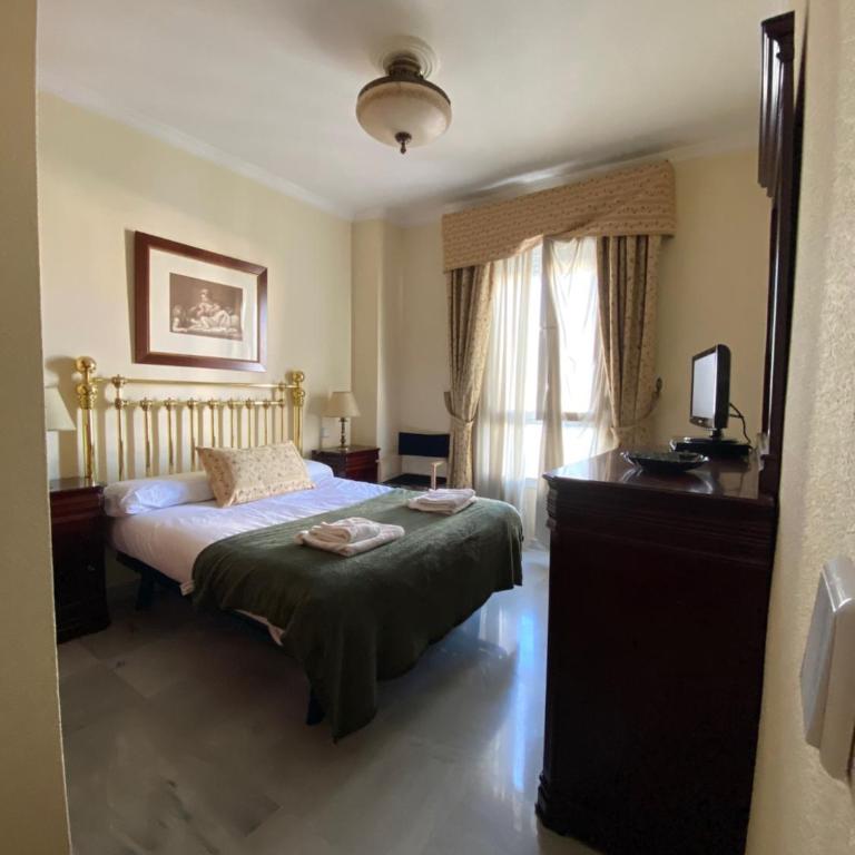 fantástico apartamento con parking avenida de cadiz - Apartamento de 2 dormitorios - 8