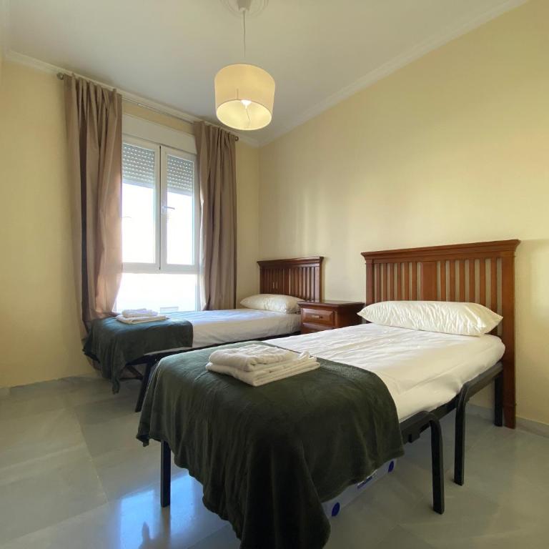 fantástico apartamento con parking avenida de cadiz - Apartamento de 2 dormitorios - 17