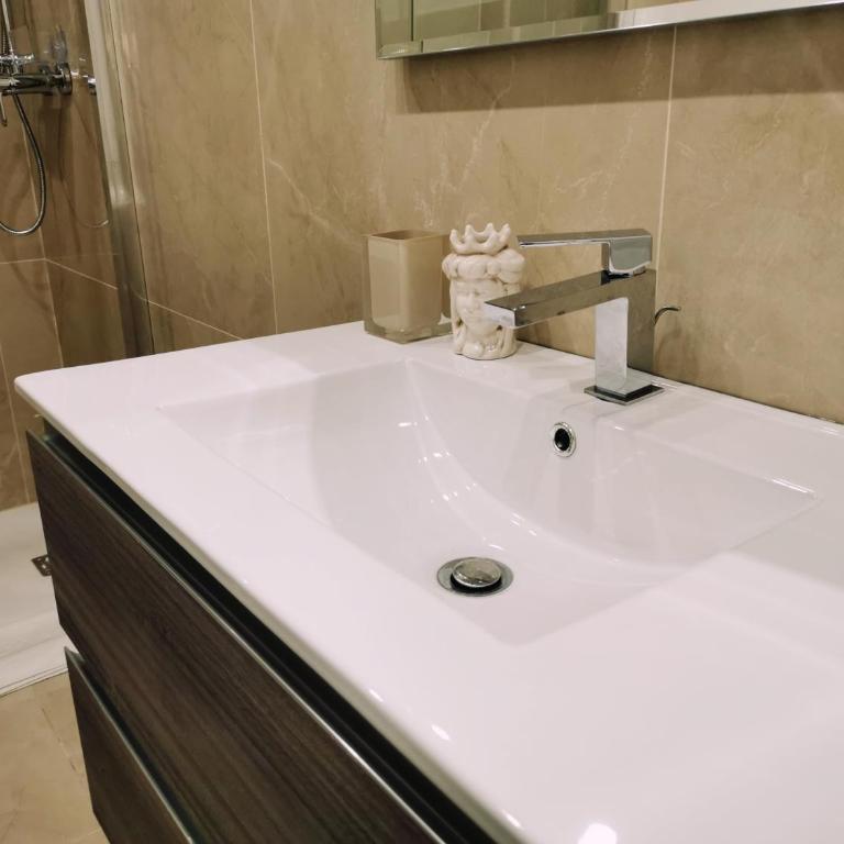 Dimora del Monsignore - One-Bedroom Apartment - 33