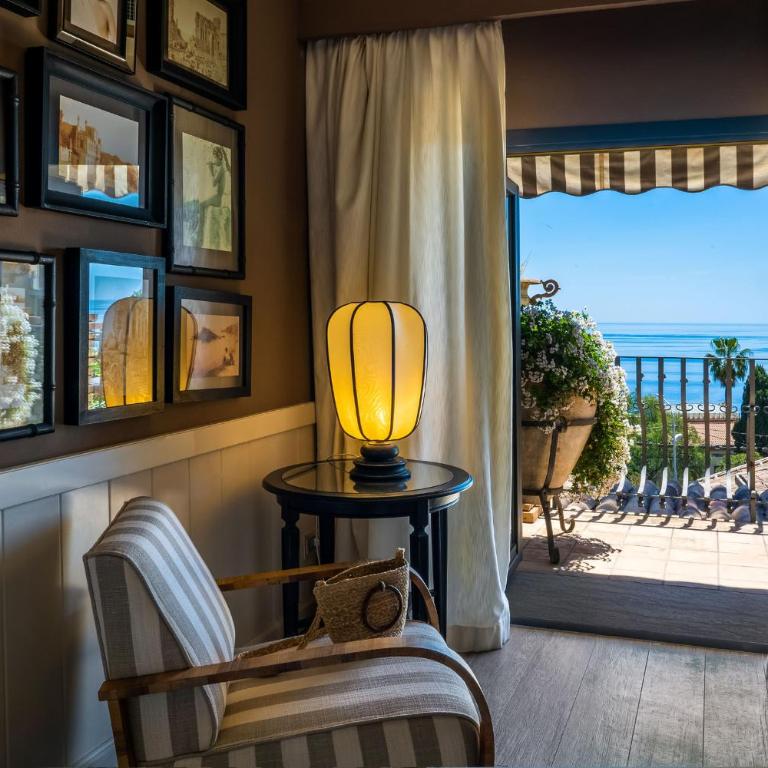 Hotel Villa Carlotta - Deluxe Suite with Sea View - 1